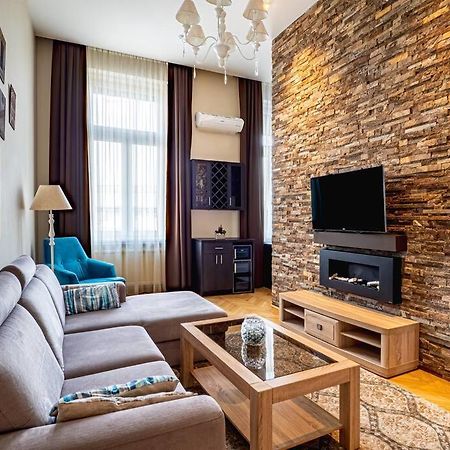 Westend Apartment Будапеща Екстериор снимка