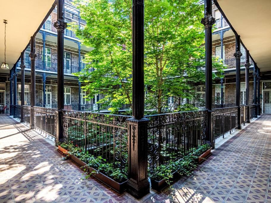 Westend Apartment Будапеща Екстериор снимка